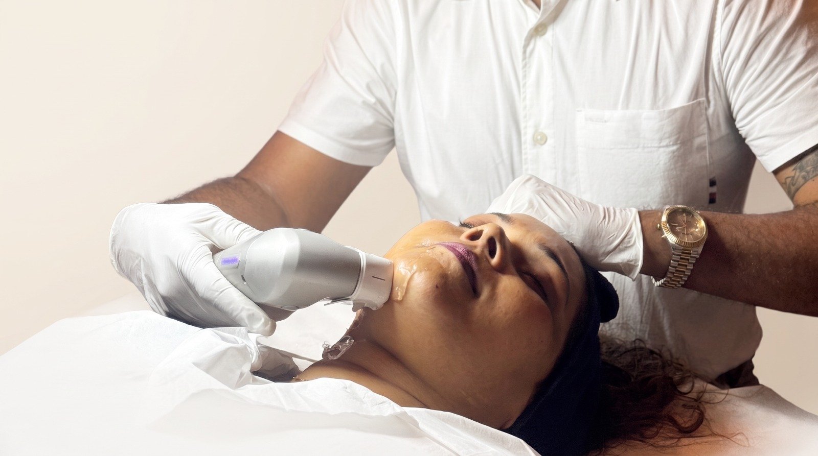Dermaplaning at CHANRI Clinic