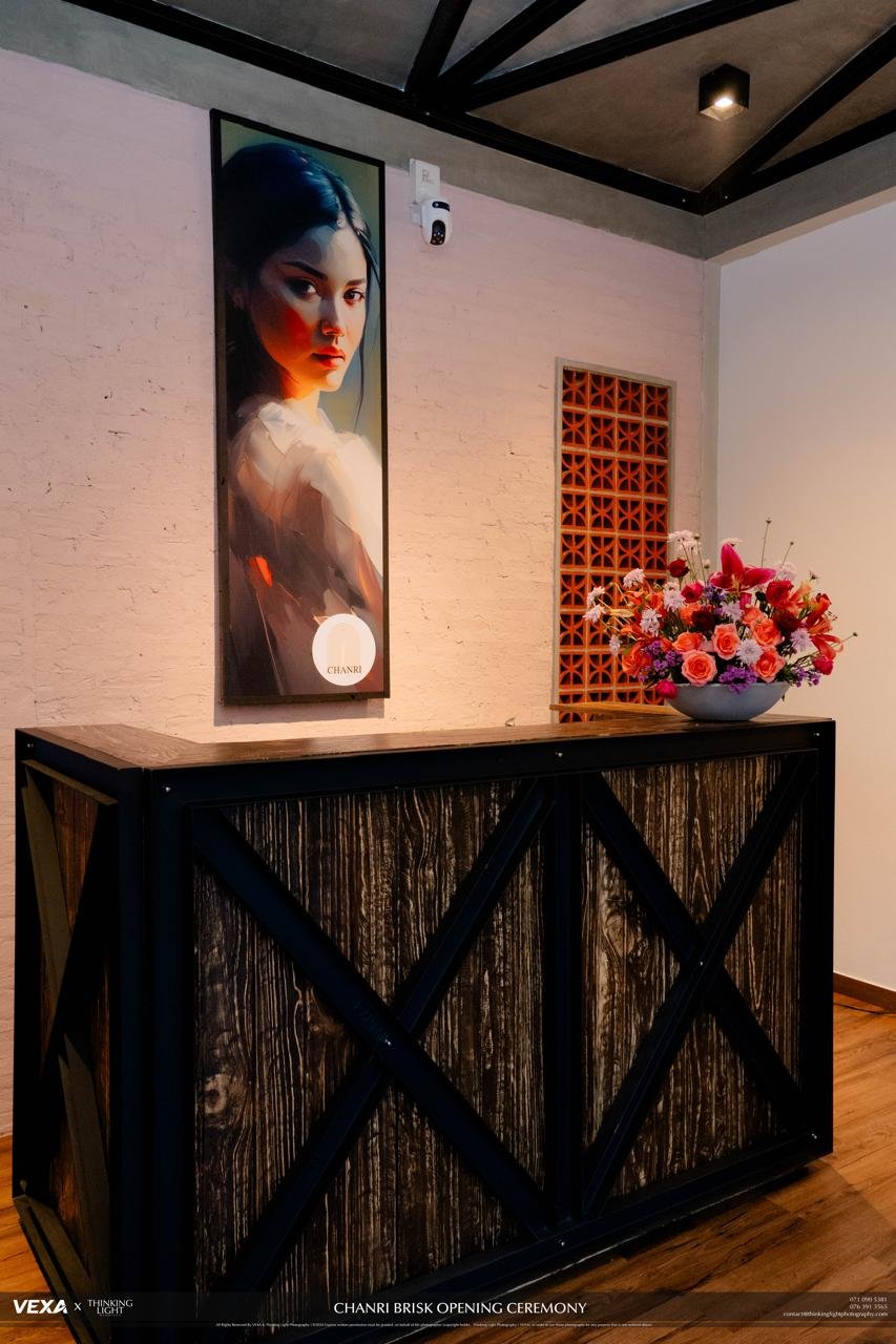 CHANRI — salon interior detail