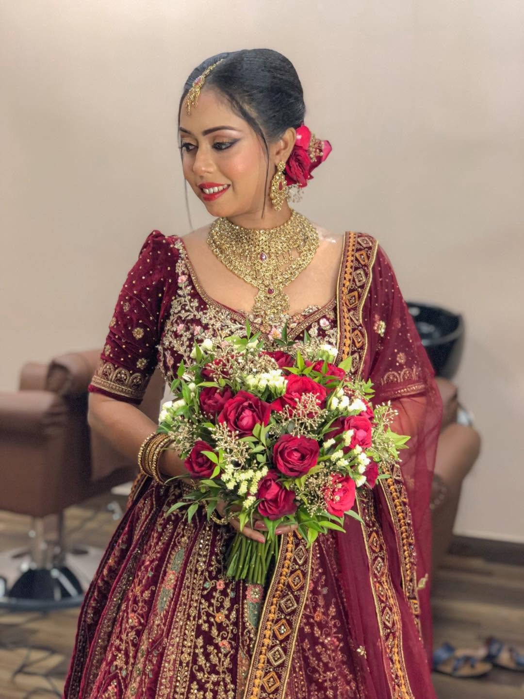 Traditional Sri Lankan bridal hair, makeup and jewellery by CHANRI